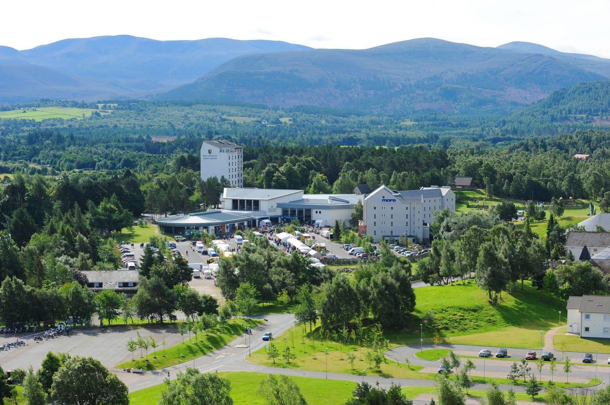 Macdonald Morlich Hotel At Macdonald Aviemore Resort Exteriör bild